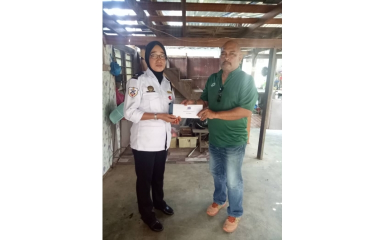 DERMA DARI KAKI TANGAN ZB GROUP BAGI MEMBAIKI RUMAH ANGGOTA PENGAWAL ILP JITRA KEDAH