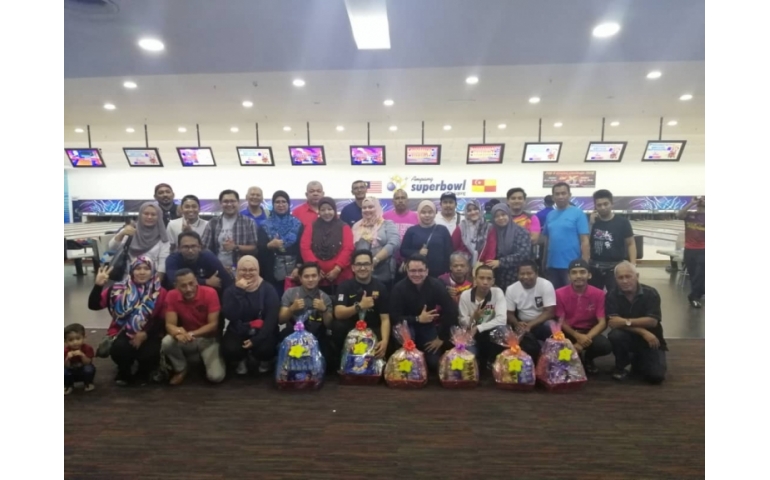 PERTANDINGAN BOWLING ANJURAN KELAB SUKAN ZB GROUP DI METRO POINT KAJANG 11-01-2019